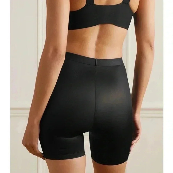 NWOT Spanx Thinstincts 2.0 shorts  S - Picture 2 of 6